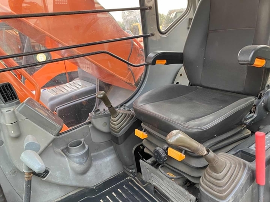 HITACHI ZX210 Bagger mit hervorragenden Arbeitsbedingungen und Hydraulikventil HITACHI