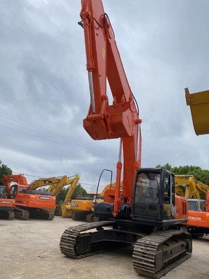 35 Tonnen schwerer Bagger HITACHI ZX350 in ausgezeichnetem Zustand