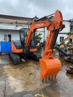 Hohe Arbeitsleistung HITACHI ZX55USR Minibagger 5,5 Tonnen Betriebsgewicht verwendet