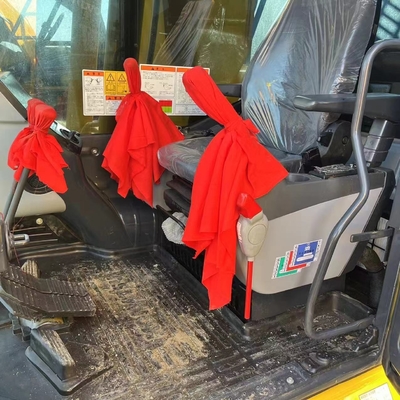Gebrauchtes Bagger KOMATSU PC210-8 in gutem Zustand mit geringer Arbeitszeit