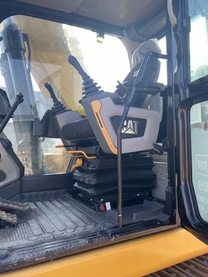 Japan Motor CAT 320GC Bagger in ausgezeichnetem Zustand mit 0,3m3 Eimer Kapazität
