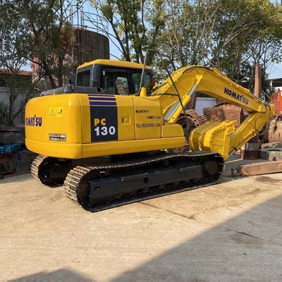 13 Tonnen Betriebsgewicht Komatsu PC130 Bagger aus Japan eingeführt in in Shanghai Yard