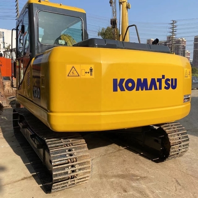 13 Tonnen Betriebsgewicht Komatsu PC130 Bagger aus Japan eingeführt in in Shanghai Yard