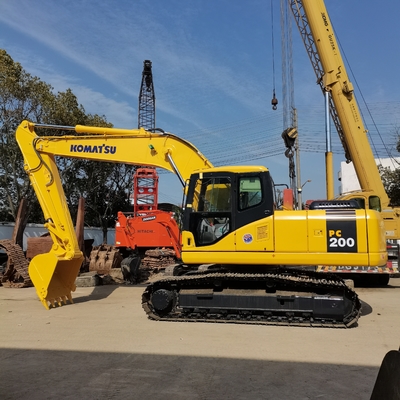 20 Tonnen Bagger in Shanghai Werft Komatsu pc200 Bagger mit 105KW Hydraulikpumpe verwendet