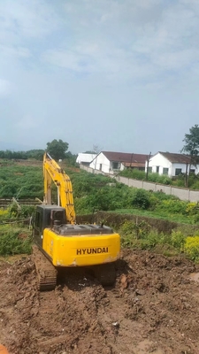 In gutem Zustand HYUNDAI 225LC-7 Bagger aus zweiter Hand für Bau und Landwirtschaft
