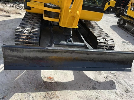 In gutem Zustand ist der Crawler Mini Digger Komatsu PC56 Gebraucht Original Japan 5T Mini Bagger