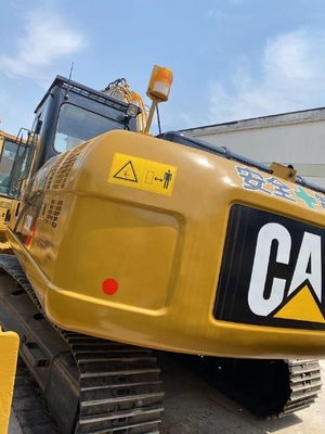 23000 kg Gebrauchtes CATERPILLAR Bagger 320D in Originalfarbe aus Japan