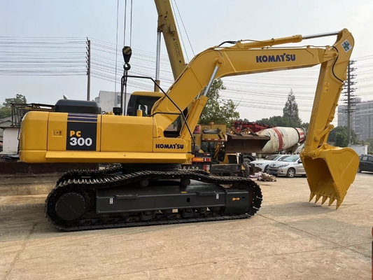 Japan Original Komatsu PC300 Gebraucht Crawler Bagger mit 30000 KG Maschinengewicht