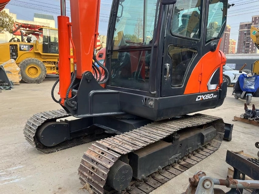 Andere hydraulische Komponenten Doosan Gebrauchtbagger DX60 für Landschaftsgestaltungsprojekte