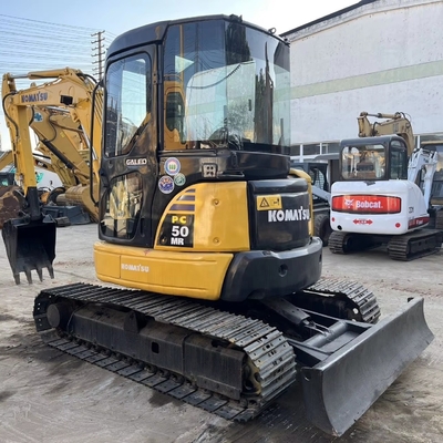 Komatsu Bagger PC50 aus zweiter Hand in gutem Zustand Originalfarbe und Crawler-Typ