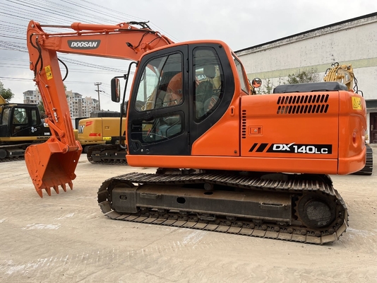 Gebrauchtes Doosan 140LC Crawler Bagger mit geringer Arbeitszeit in perfektem Zustand