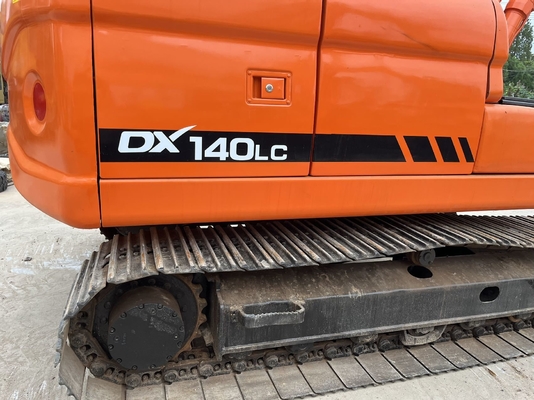 Gebrauchtes Doosan 140LC Crawler Bagger mit geringer Arbeitszeit in perfektem Zustand