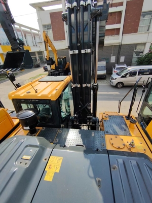 Gebrauchte Hyundai HX220L Bagger 22 Tonnen Crawler Maschine in ausgezeichnetem Zustand