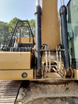 20 Tonnen Gebrauchtbagger mit Crawler Bagger Cat 320GC und 110 kW Leistung im Handel
