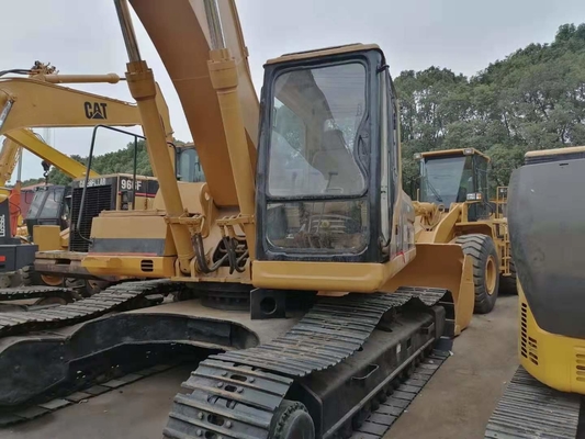 Caterpillar 330BL Gebrauchtbagger mit einem Gewicht von 33701 kg