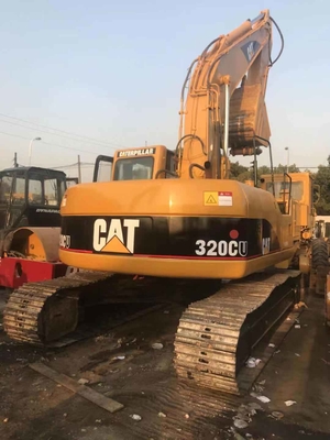Caterpillar Gebrauchtbagger 320CU mit 0,8 m3 Eimerkapazität und geringer Arbeitszeit