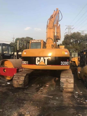 Caterpillar Gebrauchtbagger 320CU mit 0,8 m3 Eimerkapazität und geringer Arbeitszeit