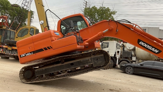 0.51M3 Eimer Kapazität Gebraucht Doosan 140LC Bagger mit geringen Arbeitszeiten in Shanghai