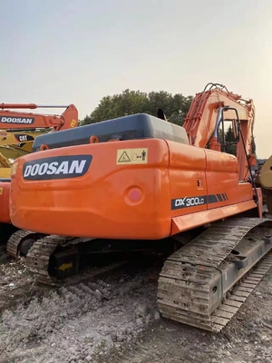 Gebrauchtes Baggerger DOOSAN DX300LC Große Hydraulikmaschine Gewicht 29300 KG