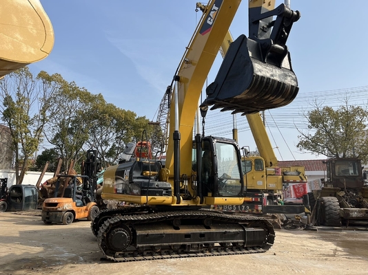 Japan verwendet CAT 330D2 Bagger und gebraucht für die Effizienz des Baus