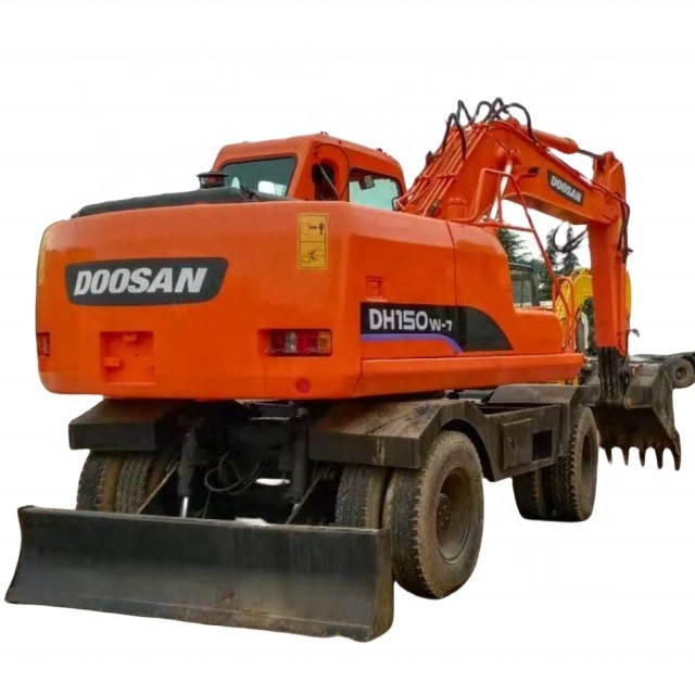 Gebrauchtes Doosan DH150W-7 Bagger mit HINO-Motor 15000 kg Maschinengewicht und Japan