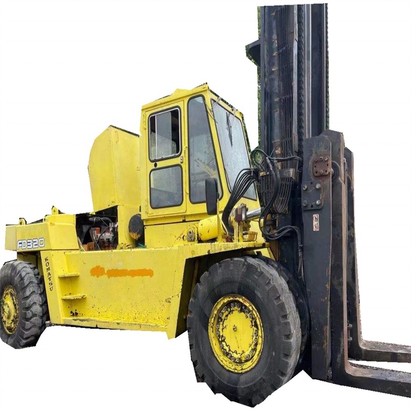 Gebraucht 30TON schwerer Gabelstapler Komatsu FD320 Gebraucht Original Japan für Lager