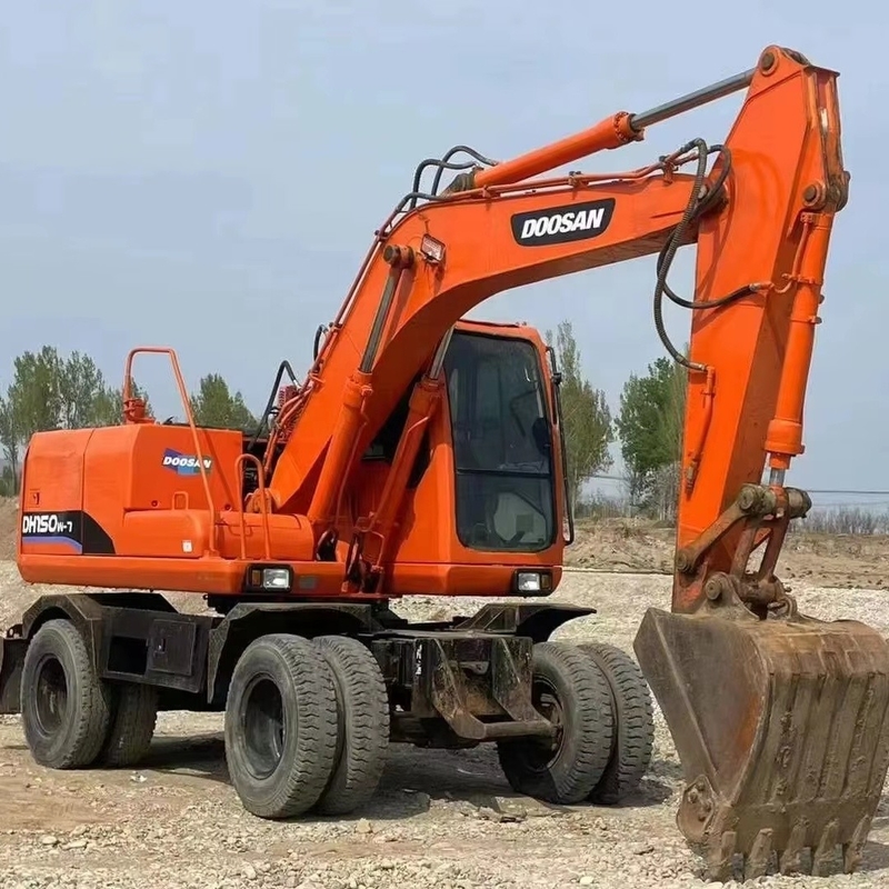Gebraucht DOOSAN DX140W-7 Radbagger mit Originalfarbe und Cummins Motor 112kW