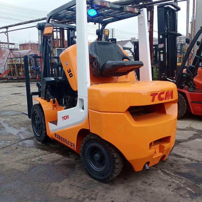 6 Tonnen Original-Diesel-Forklift TCM 3 Tonnen gebrauchtes Gabelstapler für ein reibungsloses Manövrieren