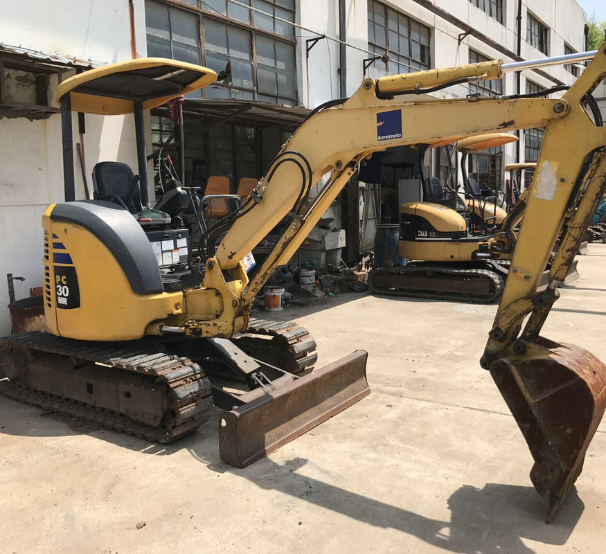 3000 KG Komatsu 3T Gabelstapler in gutem Zustand mit geringer Arbeitszeit